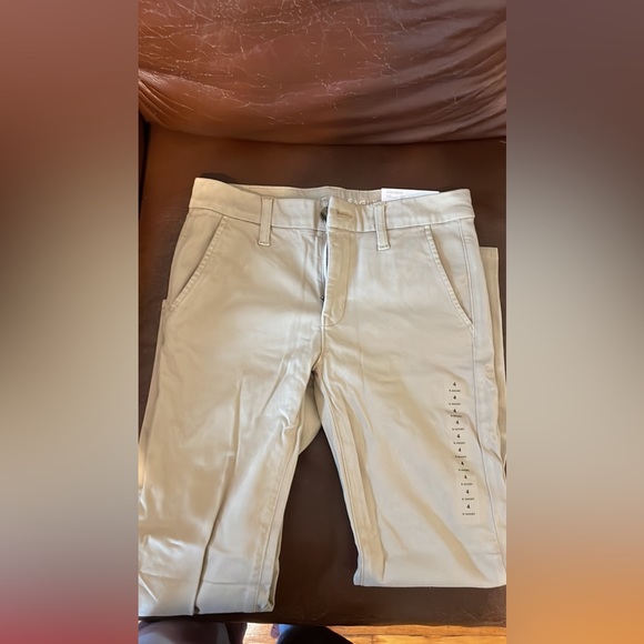 American Eagle ladies khakis 4x-short - Picture 2 of 5